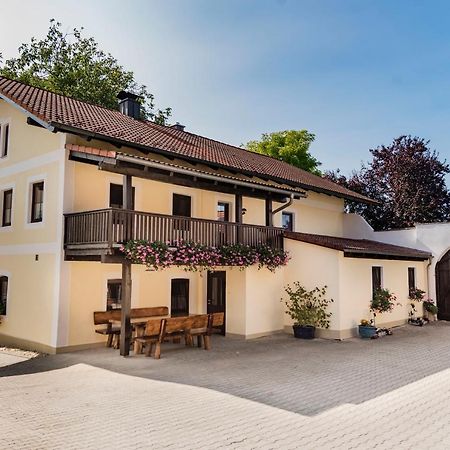 Ferienhaus Schmiedehof Hitzing Exterior photo